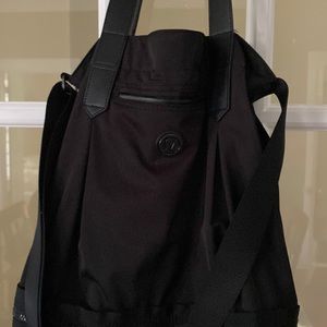 Black Lululemon Gym Bag